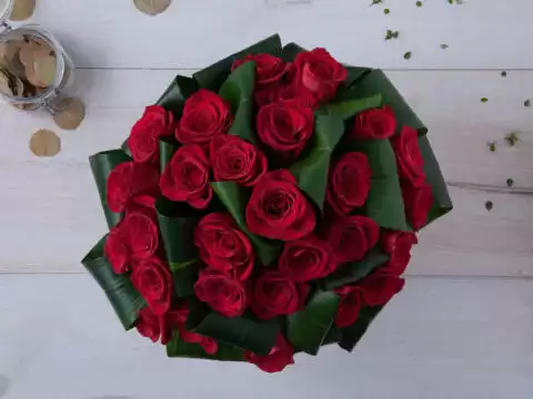 Buquê de Rosas Vermelhas 🌹 #sorocabasp #floriculturasorocaba #votoran